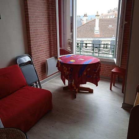 Vichy -Appartement Coquet 2 Pieces - Centre Ville Eksteriør bilde